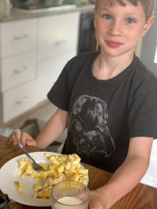 boy eating breakfast